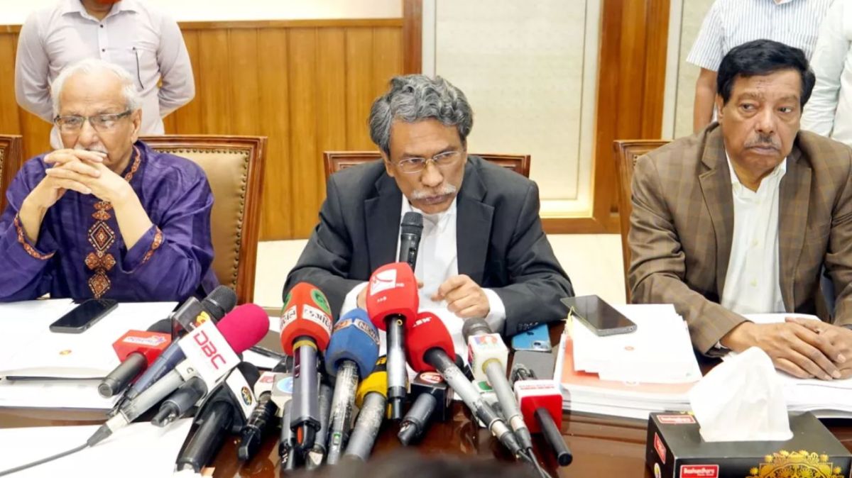 একটি জাতীয় সনদের মাধ্যমে ক্ষমতার বিন্যাসে পরিবর্তন চাই:অধ্যাপক আলী রীয়াজ